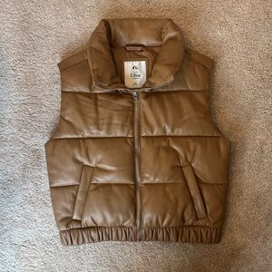 Abercrombie & Fitch Ultra Mini Puffer Vest
